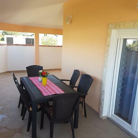 Apartmani Luca Fažana Exterior foto