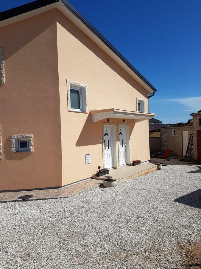 Apartmani Luca Fažana Exterior foto